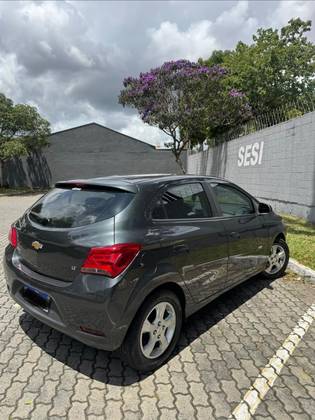 CHEVROLET ONIX 1.4 MPFI LT 8V FLEX 4P AUTOMÁTICO